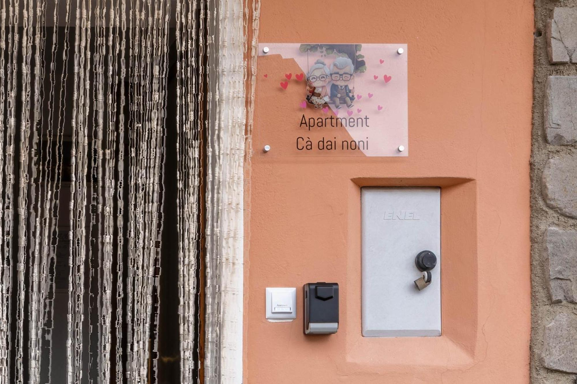 Apartment Ca Dai Noni Feriolo Eksteriør bilde